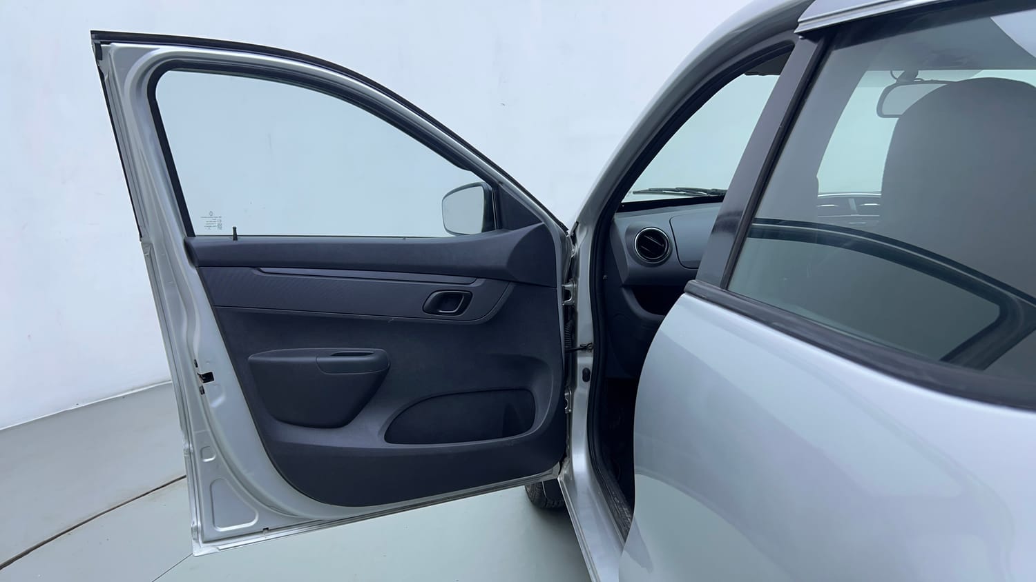 Used 2017 Renault Kwid 1.0 RXT AMT Petrol Automatic interior LEFT FRONT DOOR OPEN VIEW