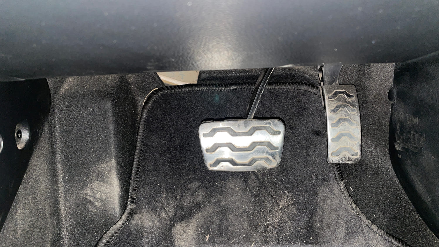 Used 2020 Kia Sonet GTX Plus 1.0 DCT Petrol Automatic interior PEDALS VIEW
