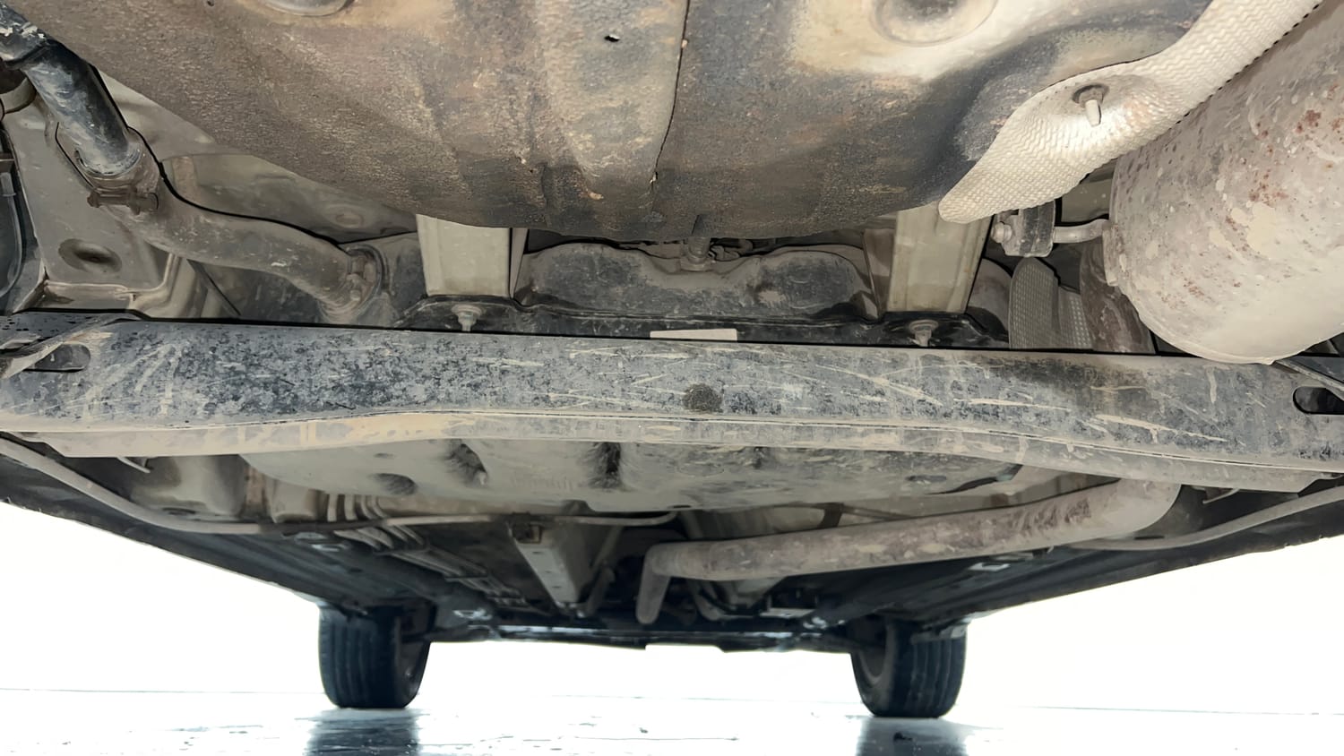 Used 2021 Kia Sonet GTX Plus 1.5 AT Diesel Automatic extra REAR UNDERBODY VIEW (TAKEN FROM REAR)
