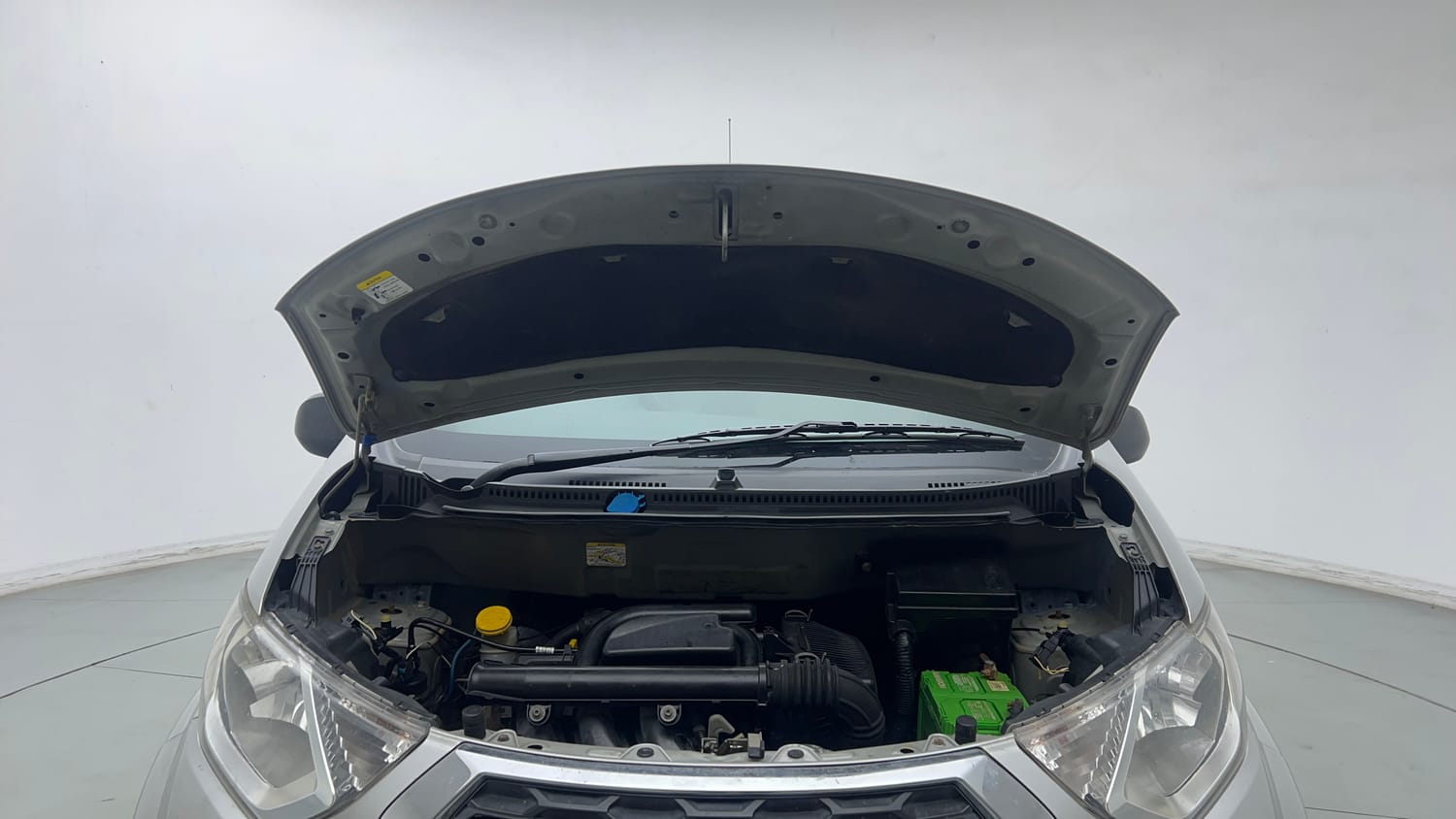 Used 2019 Datsun Redi-GO T (O) Petrol Manual engine ENGINE & BONNET OPEN FRONT VIEW
