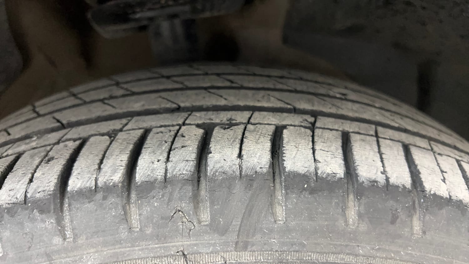 Used 2021 MG Motors Hector Sharp 1.5 Petrol Turbo DCT Petrol Automatic tyres RIGHT FRONT TYRE TREAD VIEW