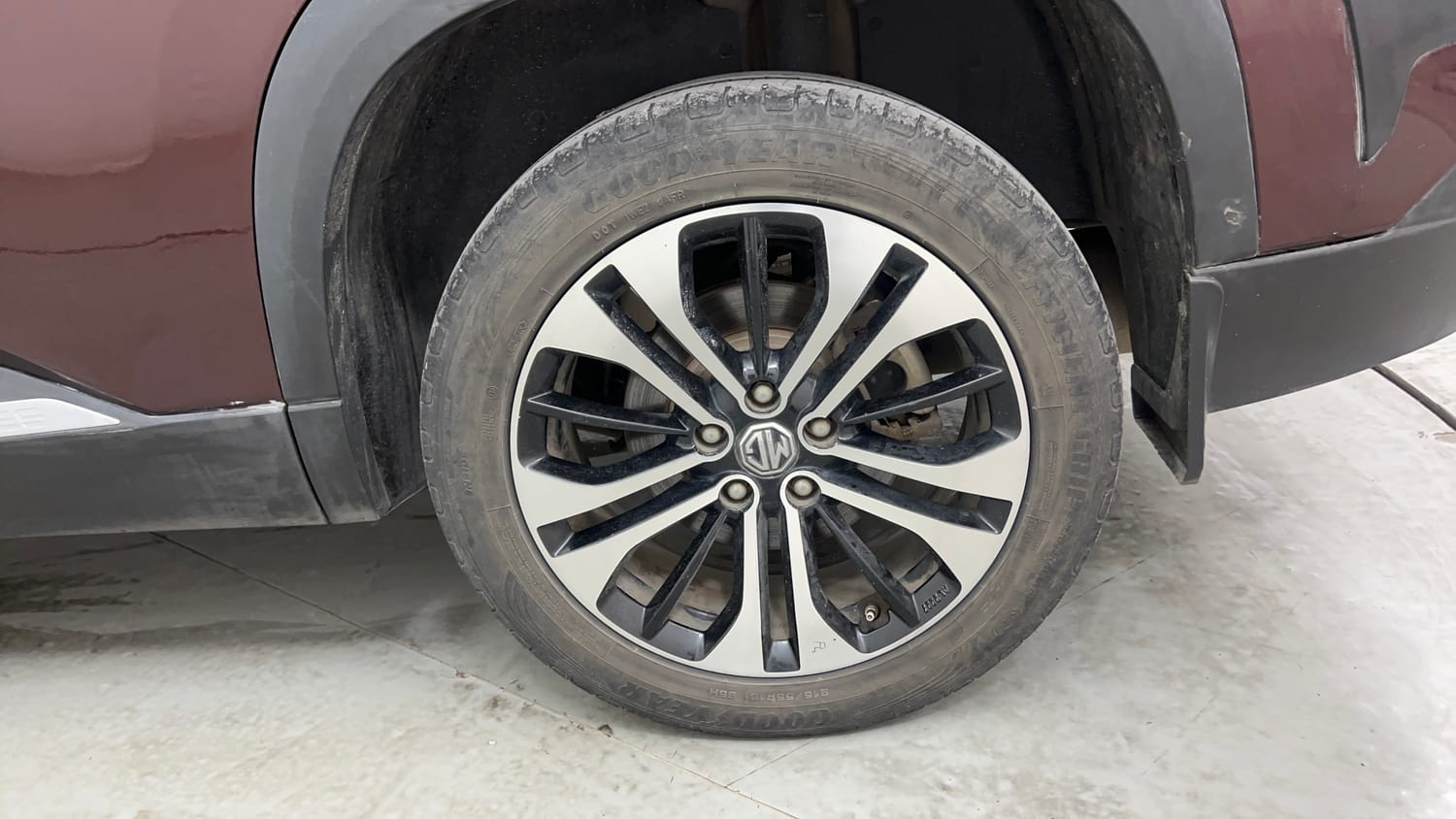 Used 2021 MG Motors Hector Sharp 1.5 Petrol Turbo DCT Petrol Automatic tyres LEFT REAR TYRE RIM VIEW