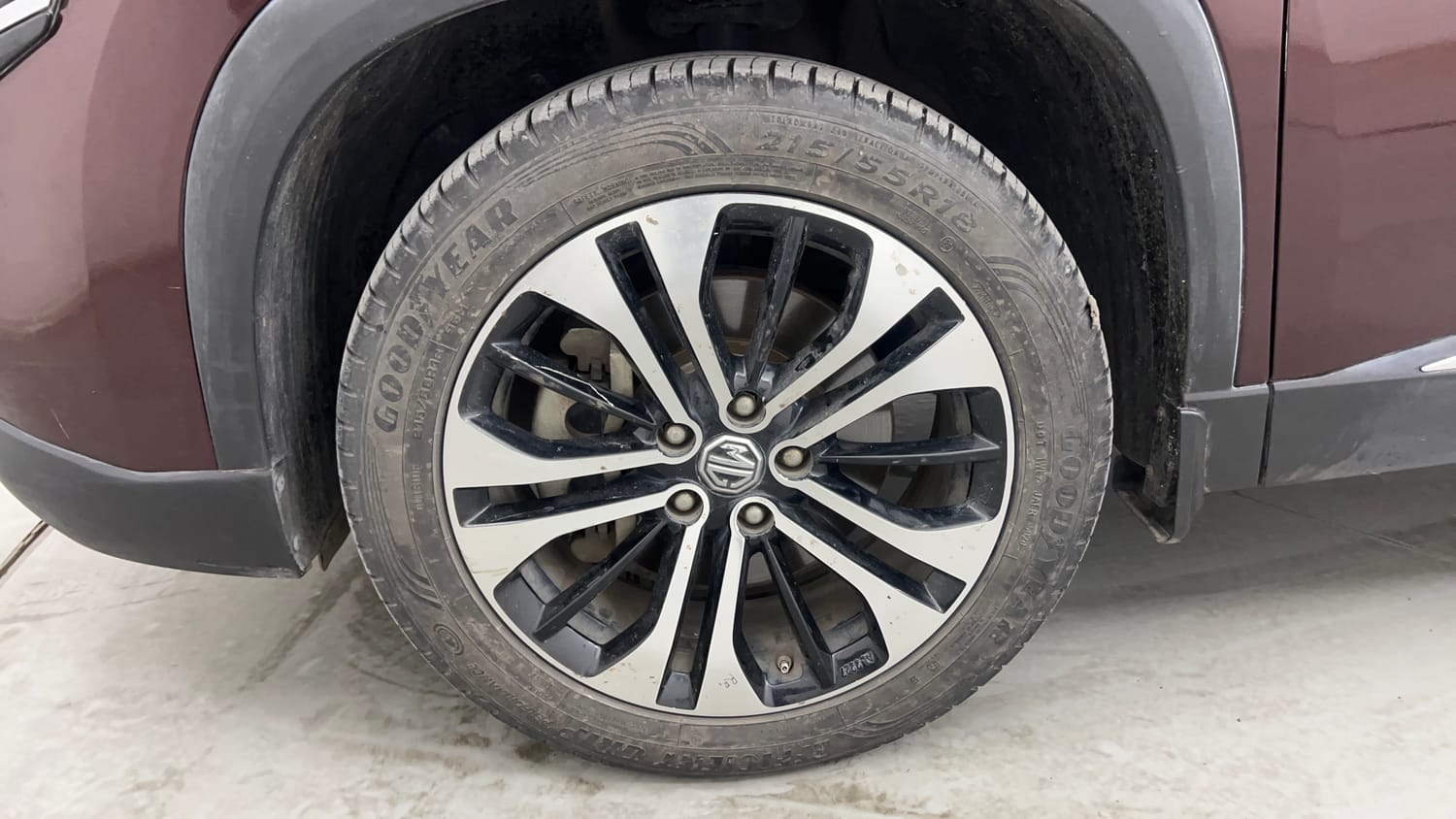 Used 2021 MG Motors Hector Sharp 1.5 Petrol Turbo DCT Petrol Automatic tyres LEFT FRONT TYRE RIM VIEW