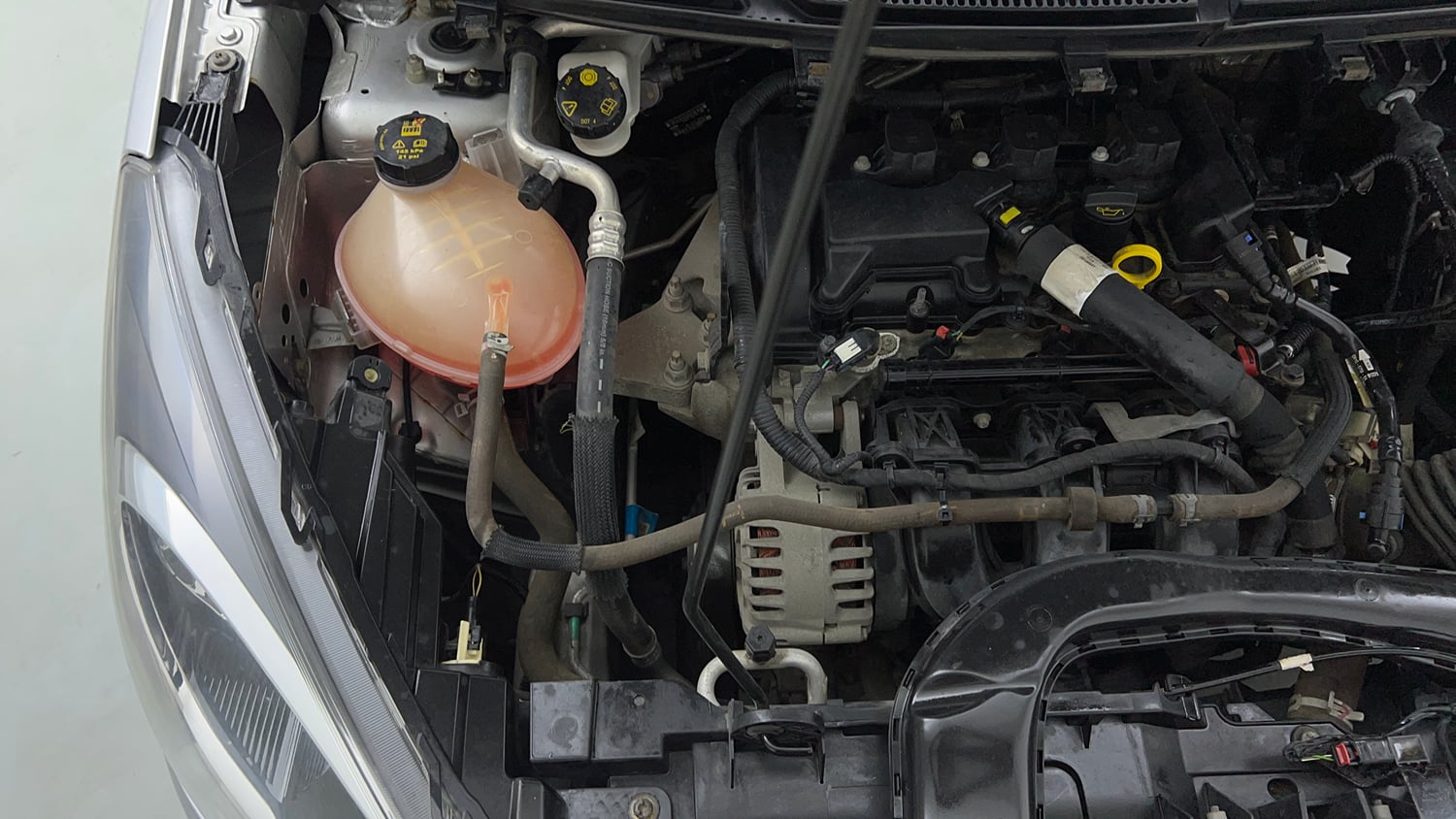 Used 2019 Ford Figo Titanium 1.2 Ti-VCT MT Petrol Manual engine ENGINE RIGHT SIDE VIEW