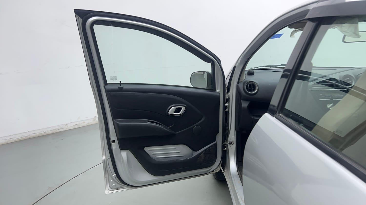 Used 2019 Datsun Redi-GO T (O) Petrol Manual interior LEFT FRONT DOOR OPEN VIEW