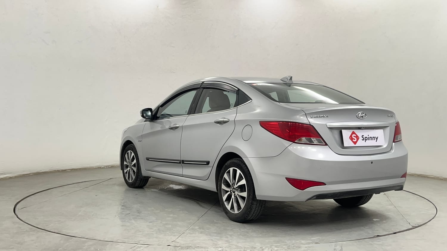 Used 2016 Hyundai Verna 1.6 VTVT SX AT Petrol Automatic exterior LEFT REAR CORNER VIEW