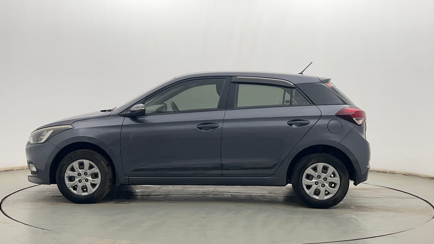 Used 2017 Hyundai Elite i20 Sportz 1.2 Petrol Manual exterior LEFT SIDE VIEW