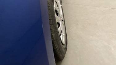 minor_scratch_0