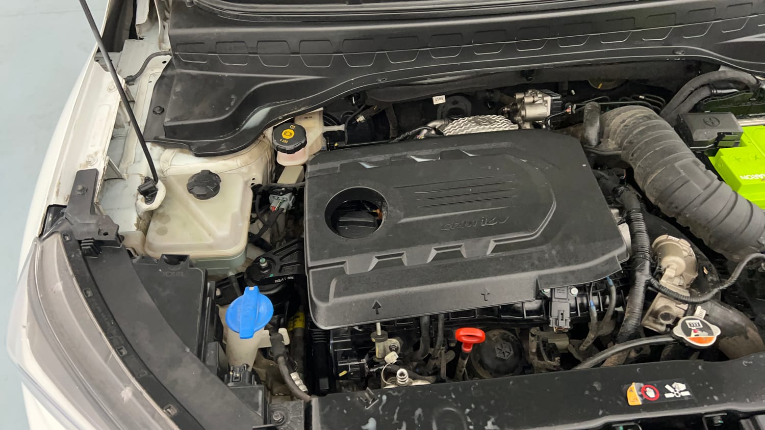 Used 2021 Kia Sonet GTX Plus 1.5 AT Diesel Automatic engine ENGINE RIGHT SIDE VIEW