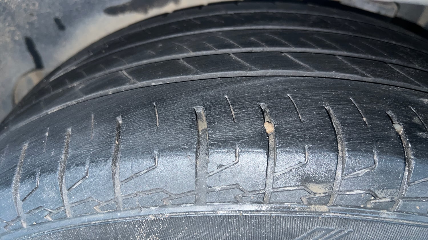 Used 2023 Hyundai Creta SX 1.5 Diesel Diesel Manual tyres LEFT REAR TYRE TREAD VIEW