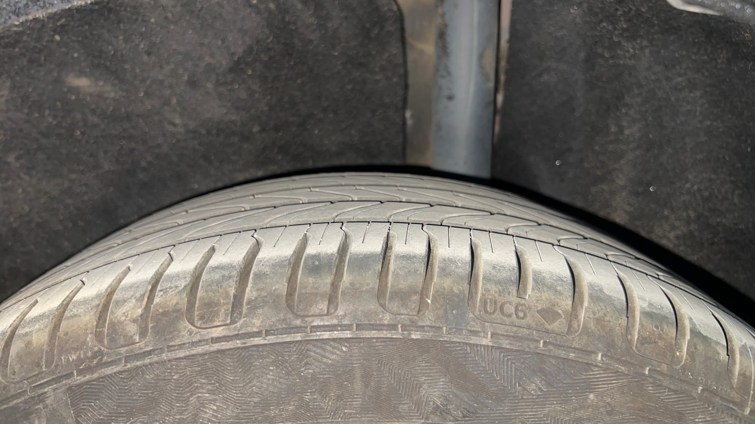 Used 2020 Ford EcoSport S Petrol Petrol Manual tyres LEFT REAR TYRE TREAD VIEW