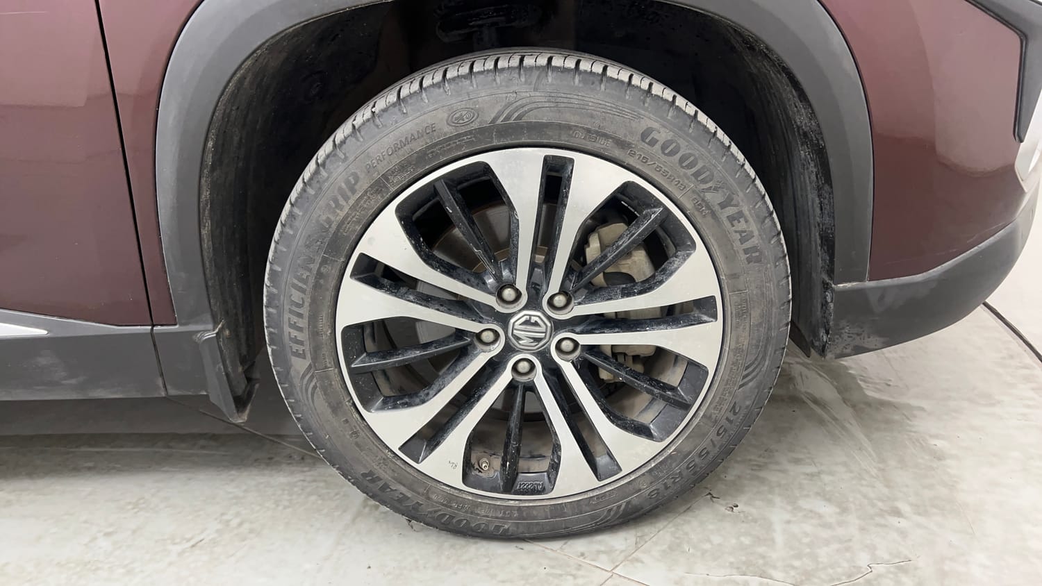 Used 2021 MG Motors Hector Sharp 1.5 Petrol Turbo DCT Petrol Automatic tyres RIGHT FRONT TYRE RIM VIEW