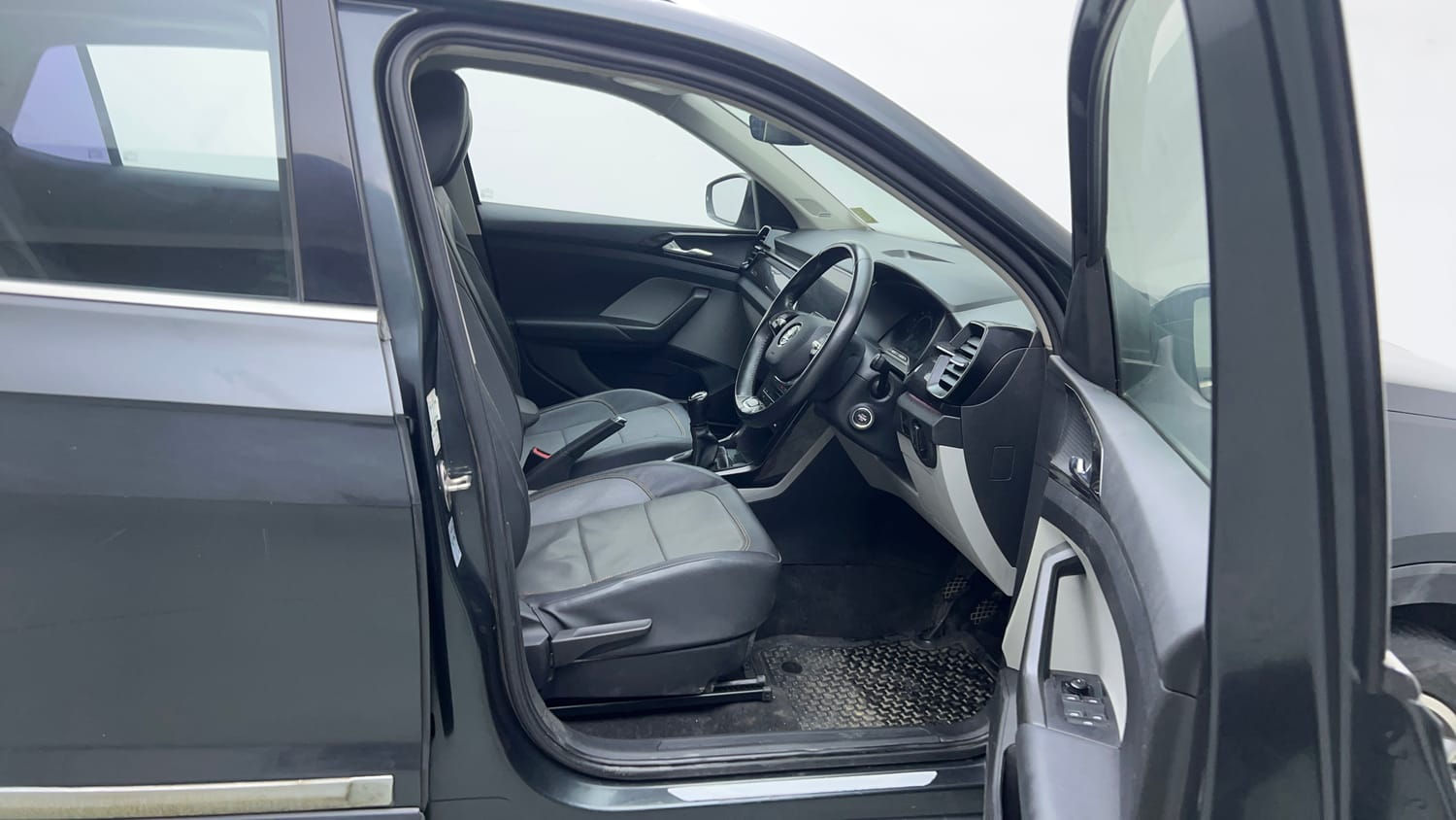 2021 Skoda Kushaq Style 1.0L TSI MT-17