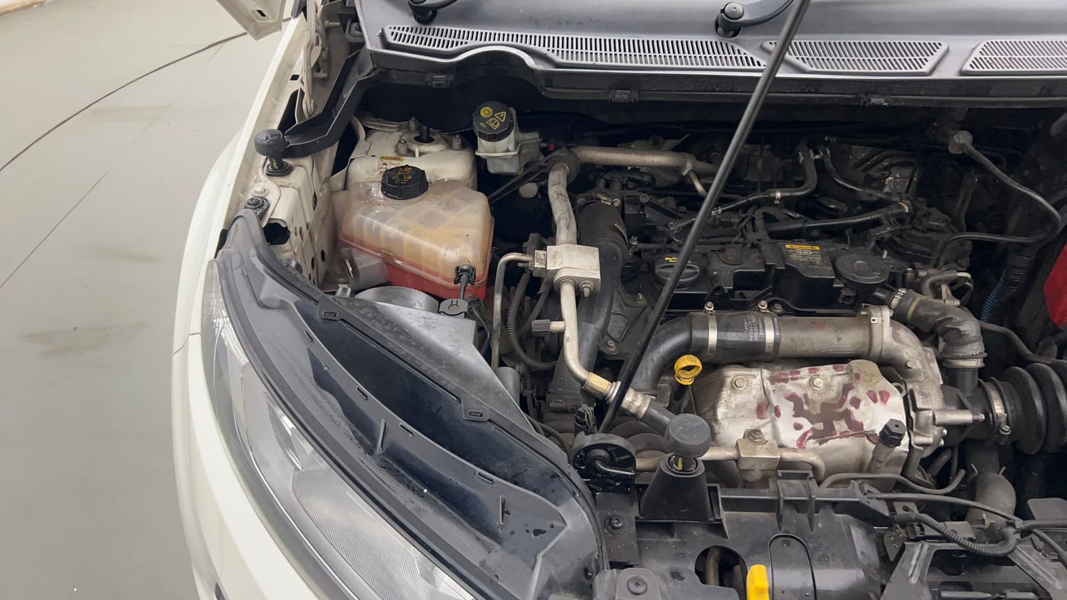 Used 2017 Ford EcoSport Titanium 1.5L TDCi Diesel Manual engine ENGINE RIGHT SIDE VIEW