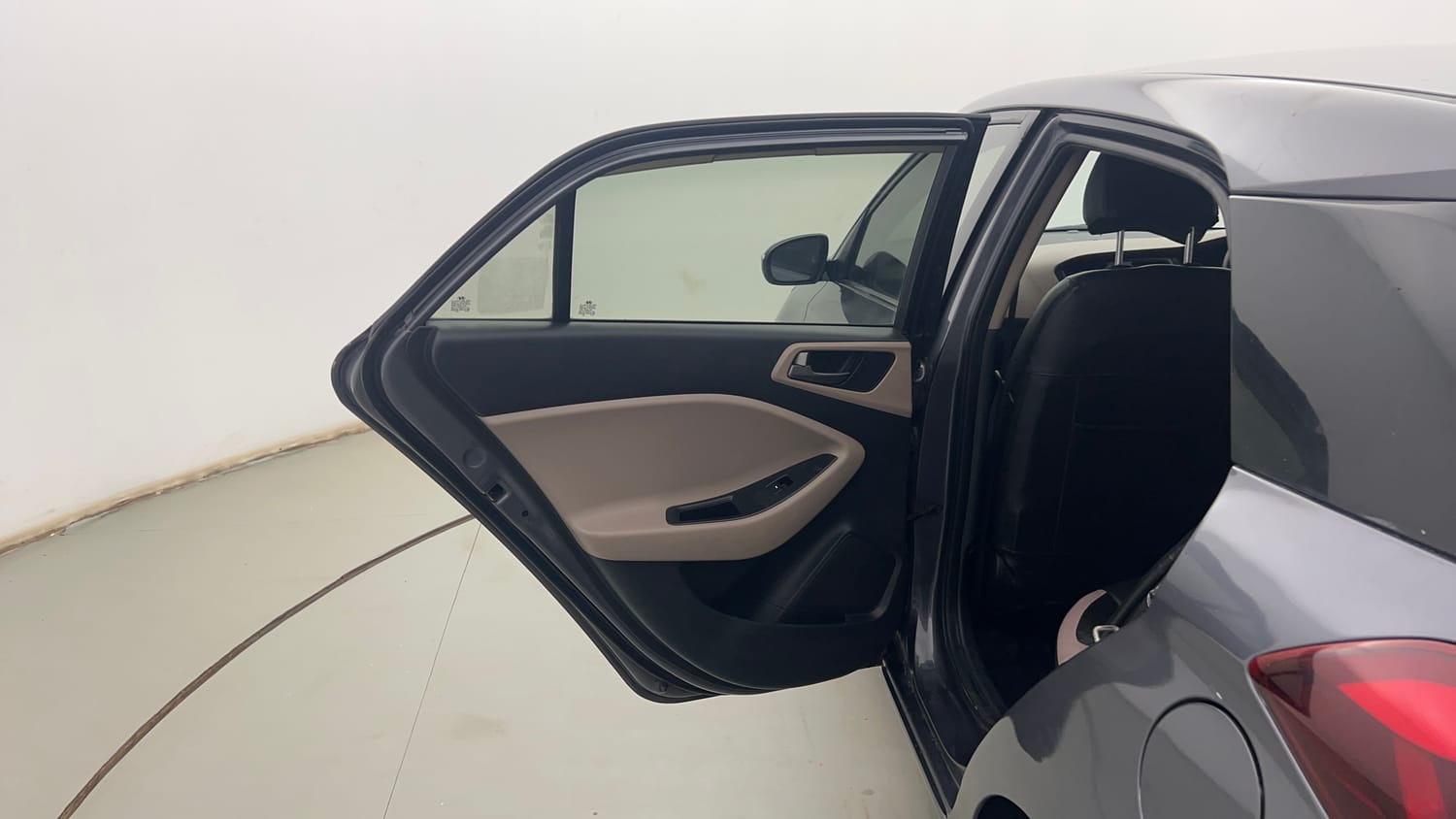 Used 2017 Hyundai Elite i20 Sportz 1.2 Petrol Manual interior LEFT REAR DOOR OPEN VIEW