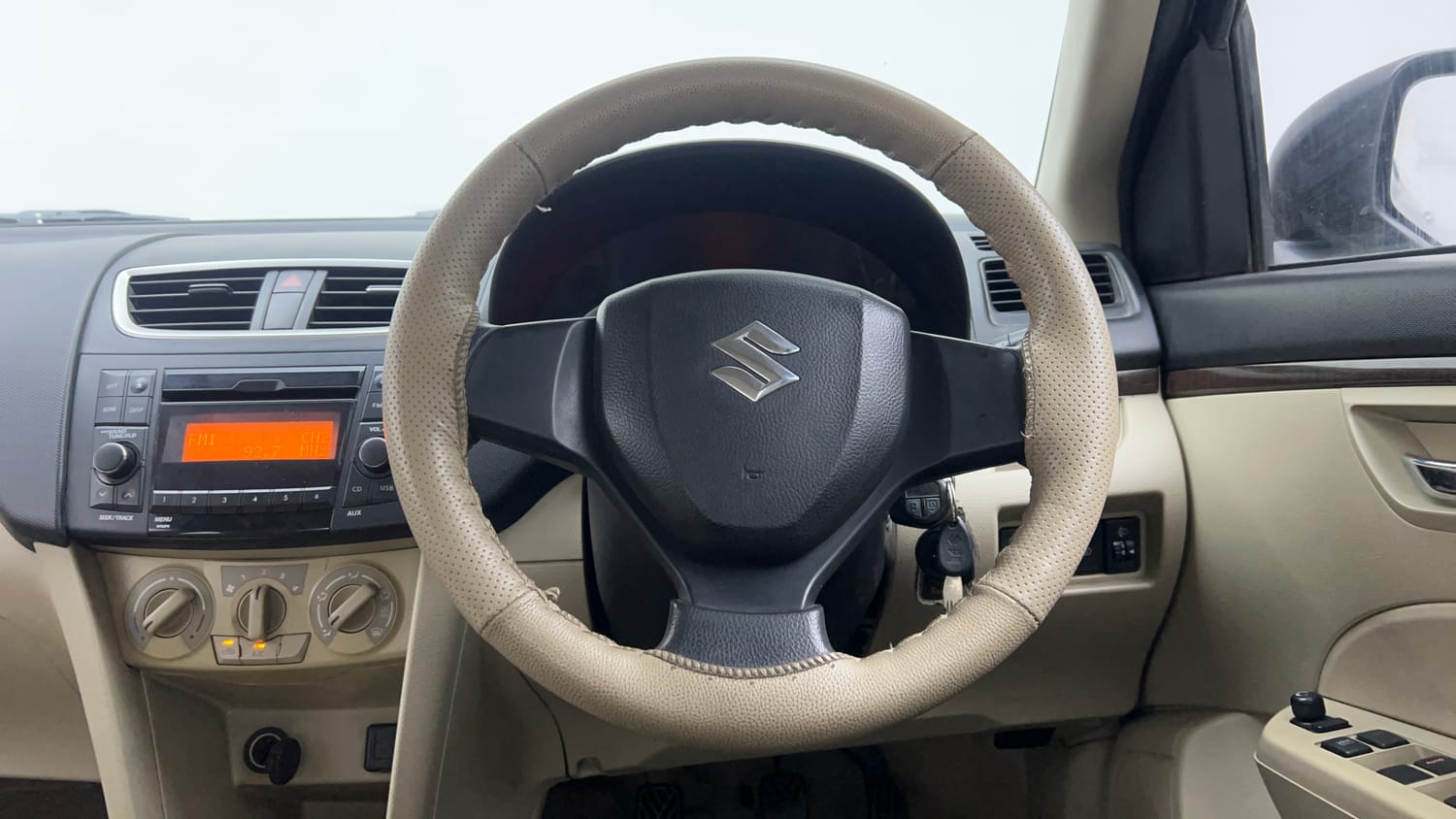 2016 Maruti Suzuki Swift Dzire VXI-14