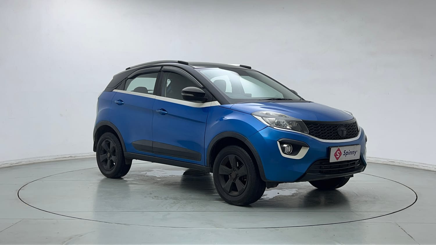 2018 Tata Nexon XZ Plus-6