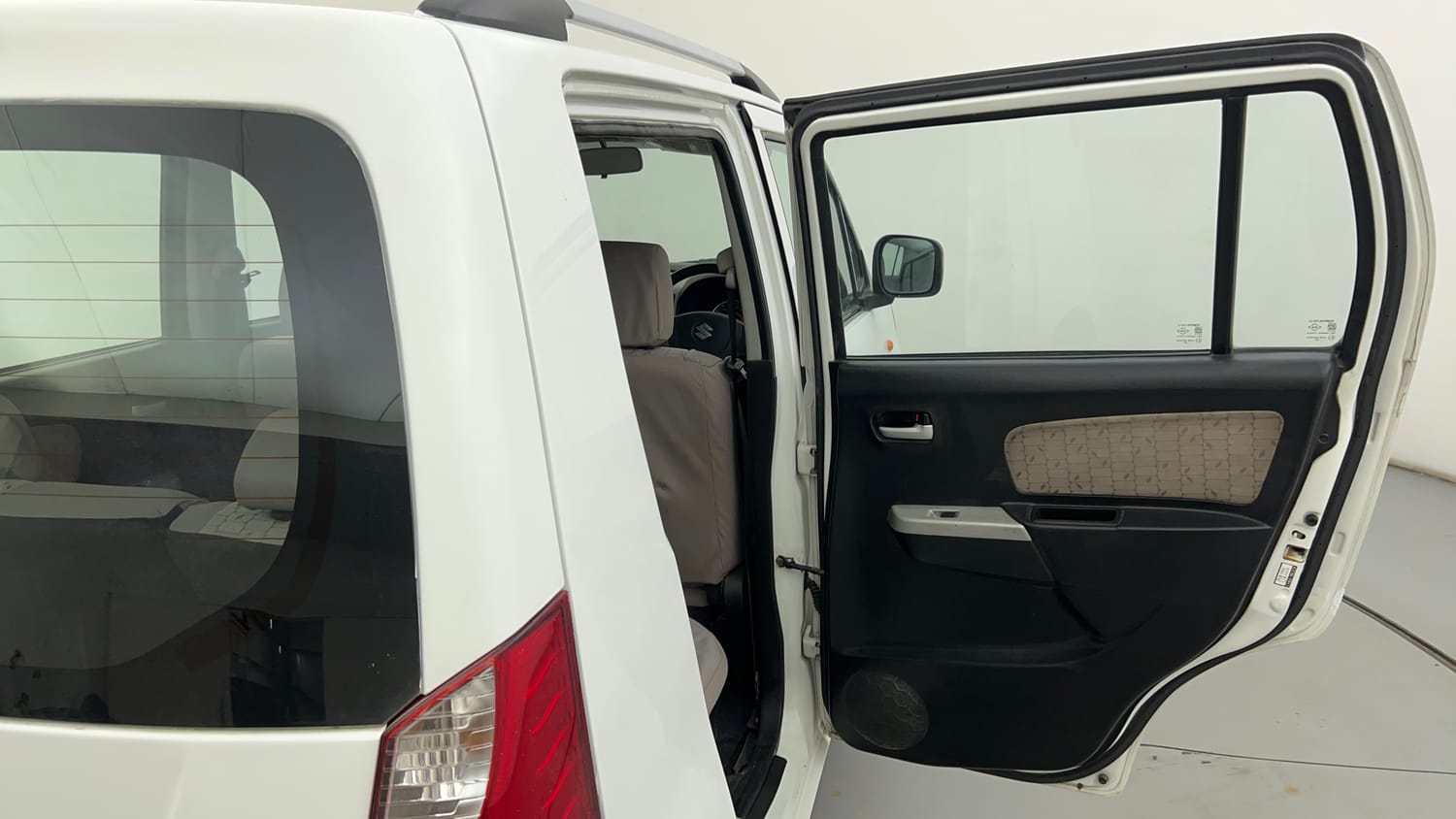 Used 2015 Maruti Suzuki Wagon R VXI Petrol Manual interior RIGHT REAR DOOR OPEN VIEW