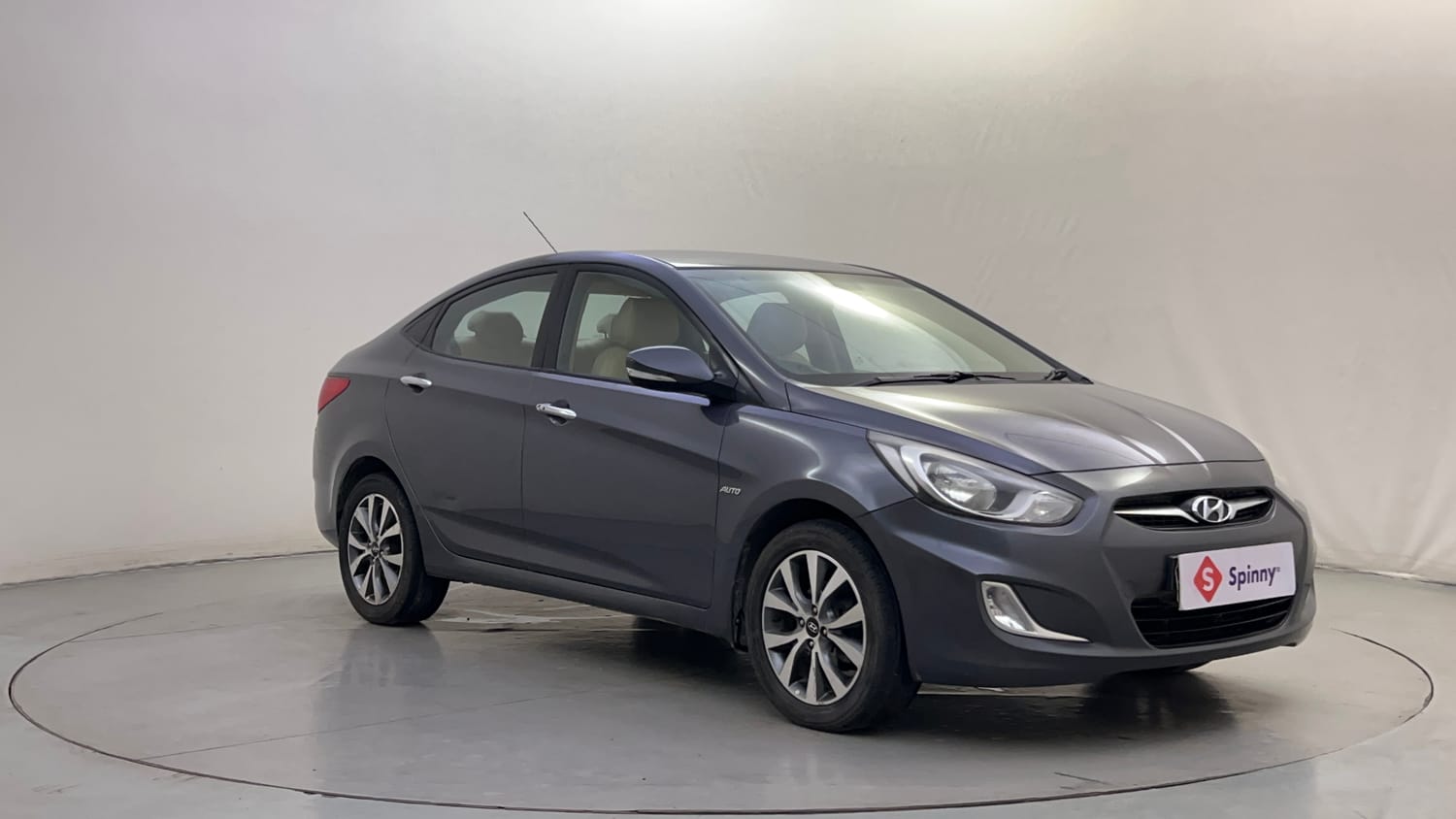 Used 2013 Hyundai Verna Fluidic 1.6 VTVT SX Opt AT Petrol Automatic exterior RIGHT FRONT CORNER VIEW
