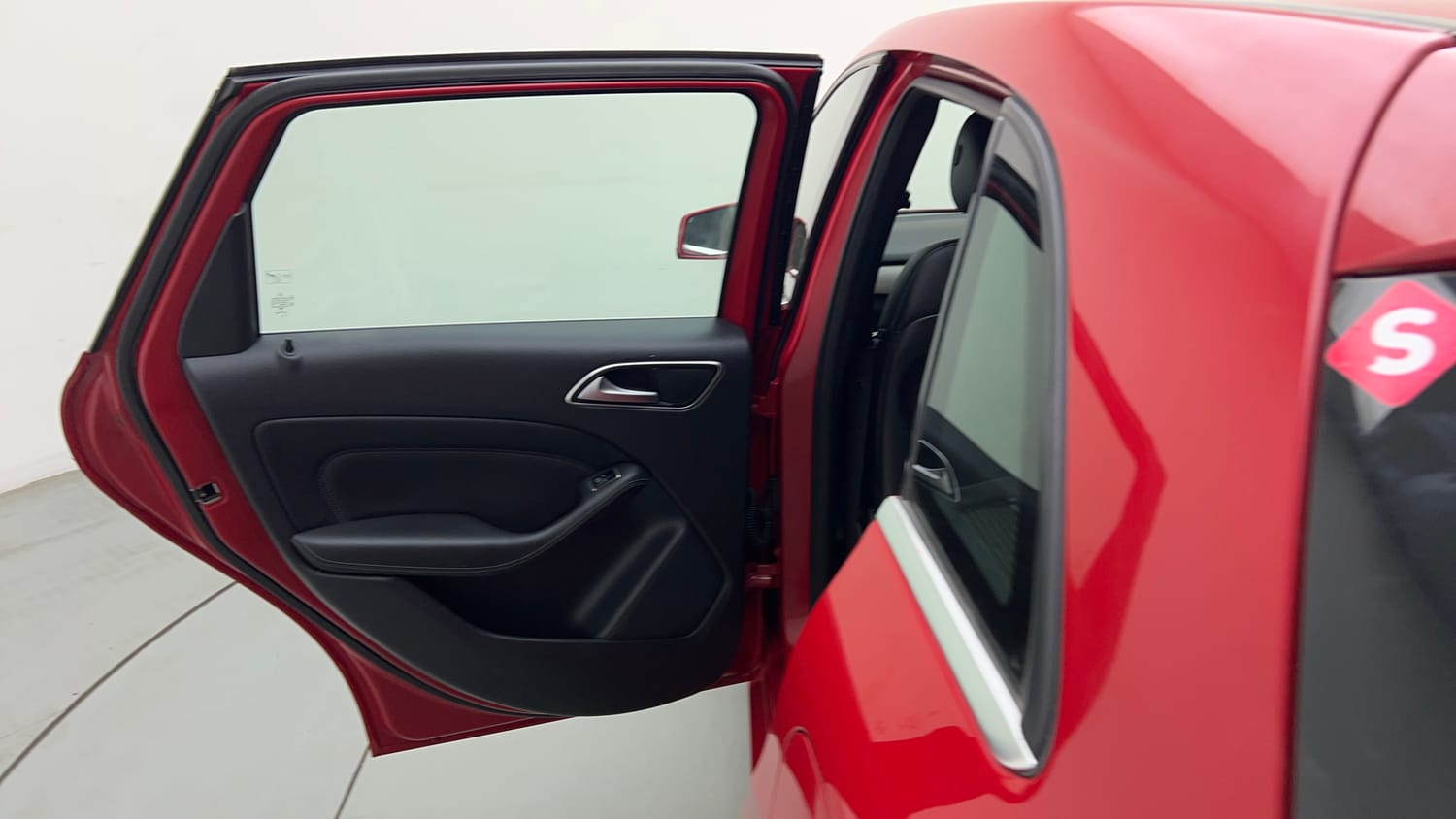 2016 Mercedes-Benz B-Class B 180 Sport-22