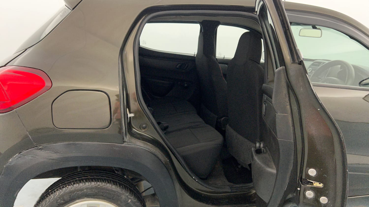 Used 2018 Renault Kwid RXL Petrol Manual interior RIGHT SIDE REAR DOOR CABIN VIEW