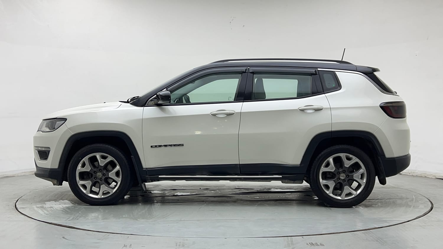 2019 Jeep Compass Limited Plus Petrol AT-1