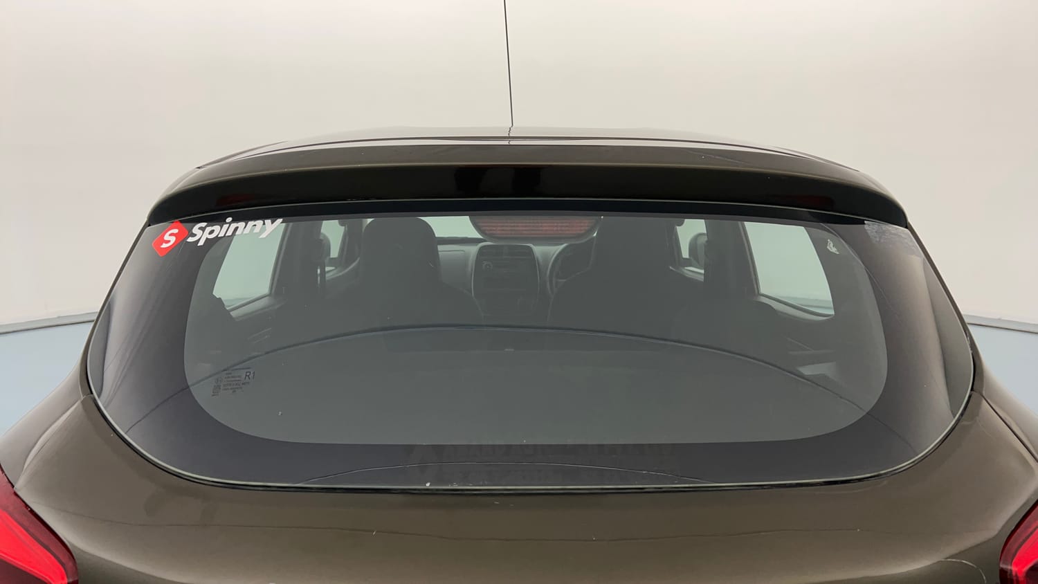 Used 2018 Renault Kwid RXL Petrol Manual exterior BACK WINDSHIELD VIEW