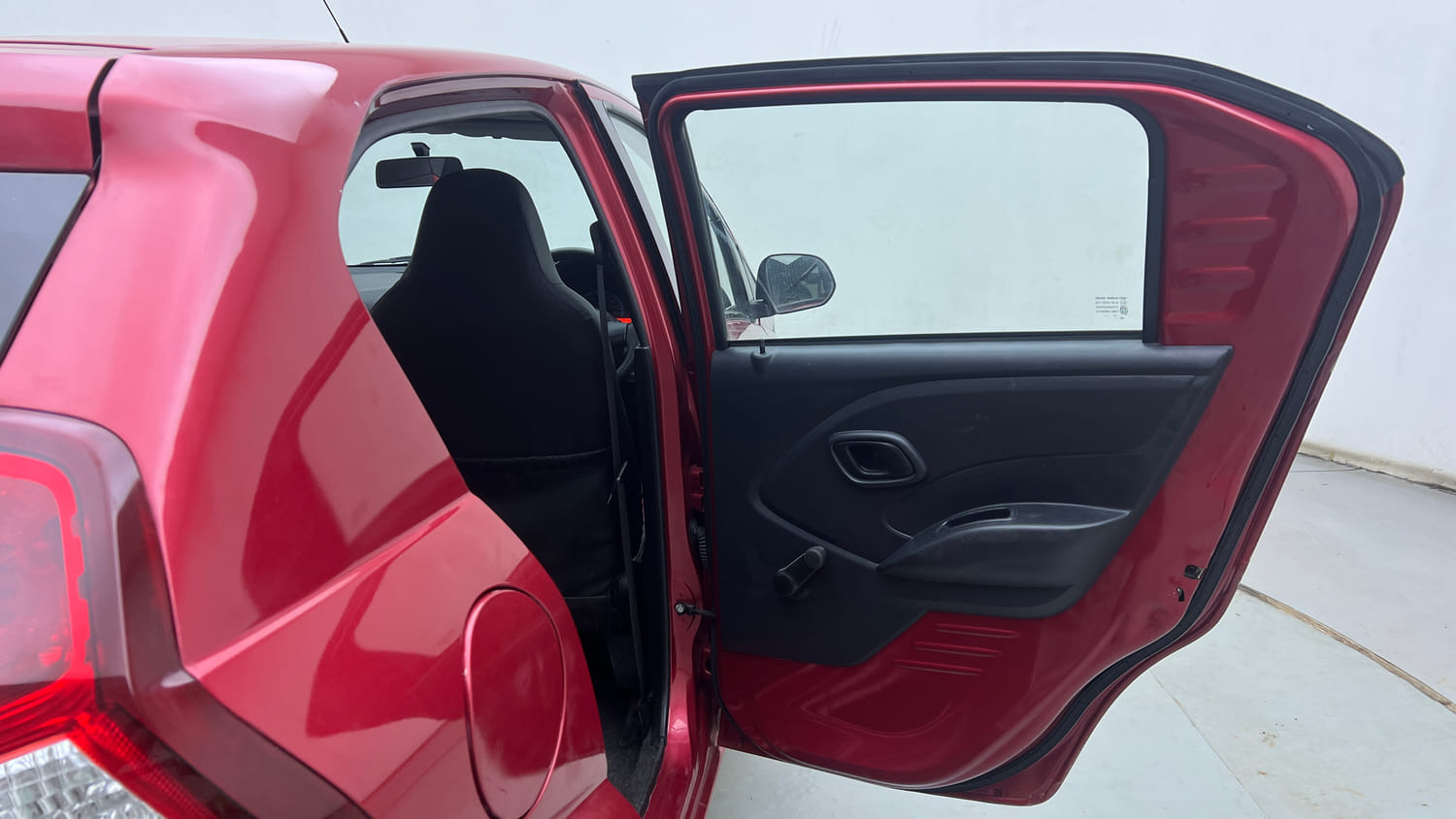 Used 2017 Datsun Redi-GO T (O) Petrol Manual interior RIGHT REAR DOOR OPEN VIEW