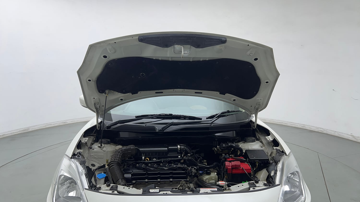 Used 2018 Maruti Suzuki Dzire VXi AMT Petrol Automatic engine ENGINE & BONNET OPEN FRONT VIEW