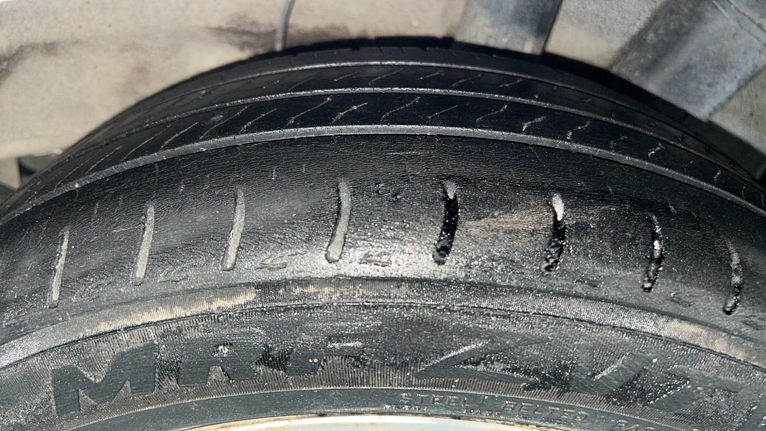 Used 2022 Hyundai Grand i10 Nios Asta 1.2 Kappa VTVT Petrol Manual tyres LEFT REAR TYRE TREAD VIEW
