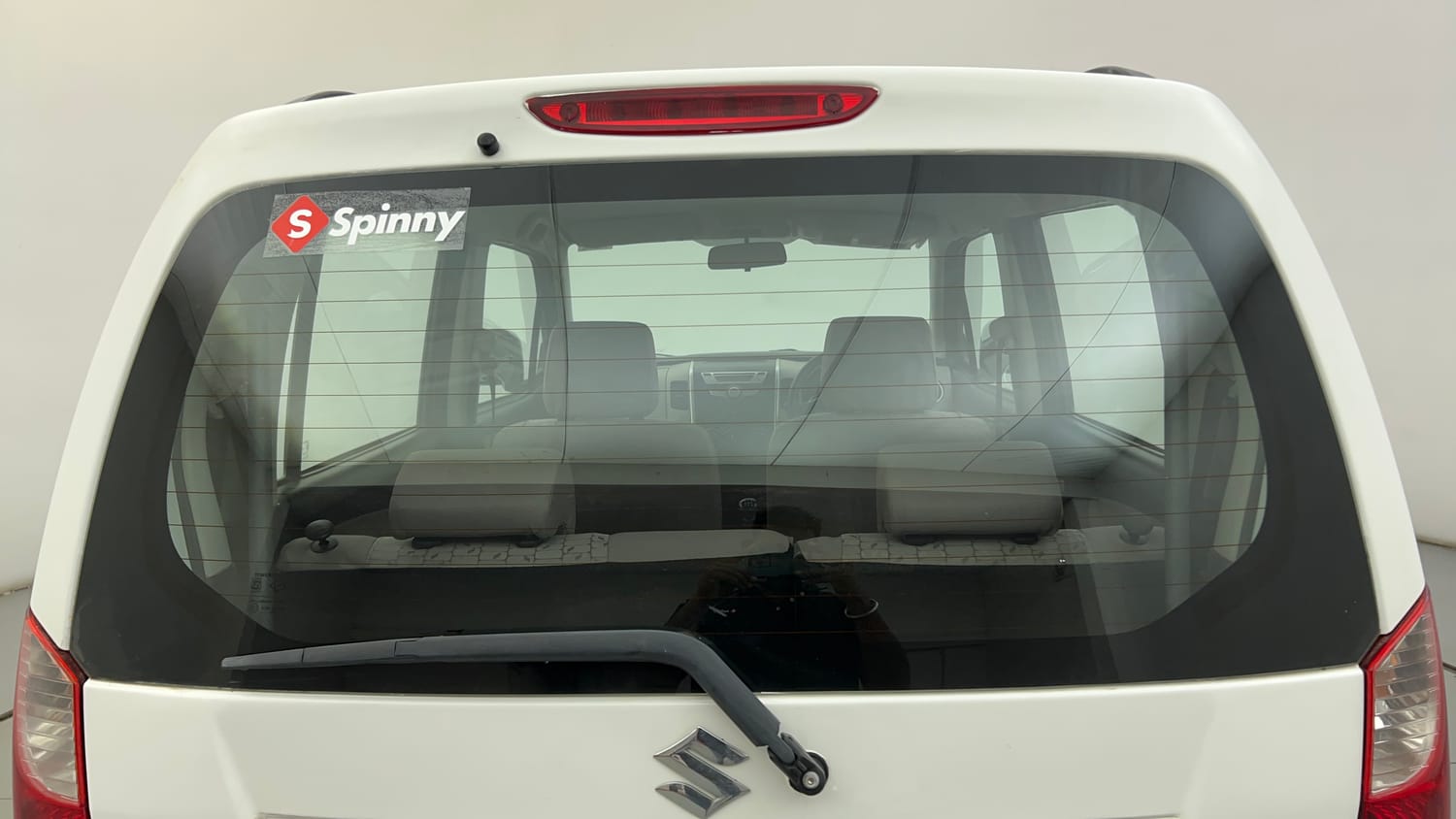 Used 2015 Maruti Suzuki Wagon R VXI Petrol Manual exterior BACK WINDSHIELD VIEW