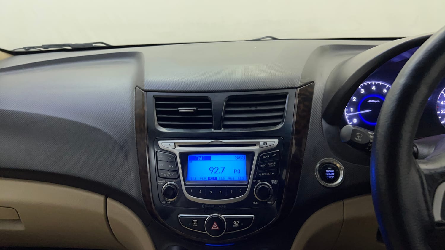 Used 2013 Hyundai Verna Fluidic 1.6 VTVT SX Opt AT Petrol Automatic top_features Integrated (in-dash) music system