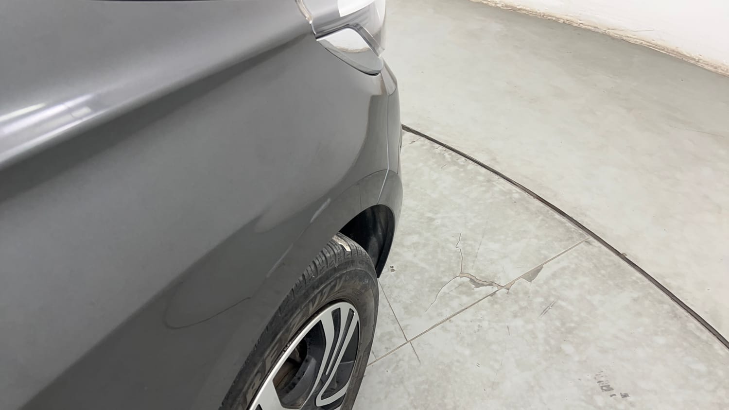 Used 2024 Tata Tiago XZA Plus iCNG Cng Automatic dents MINOR SCRATCH