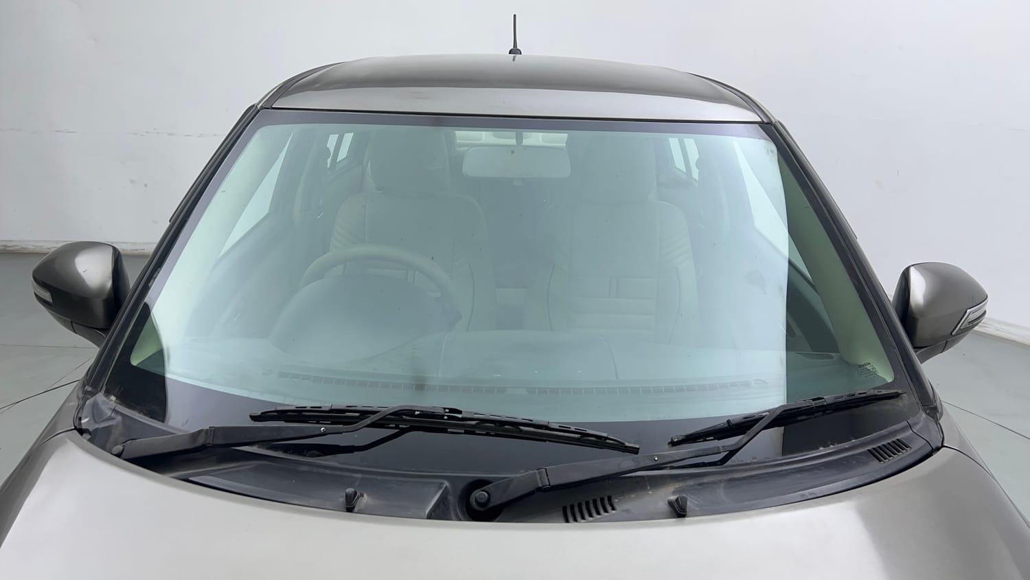 2016 Maruti Suzuki Swift Dzire VXI-8