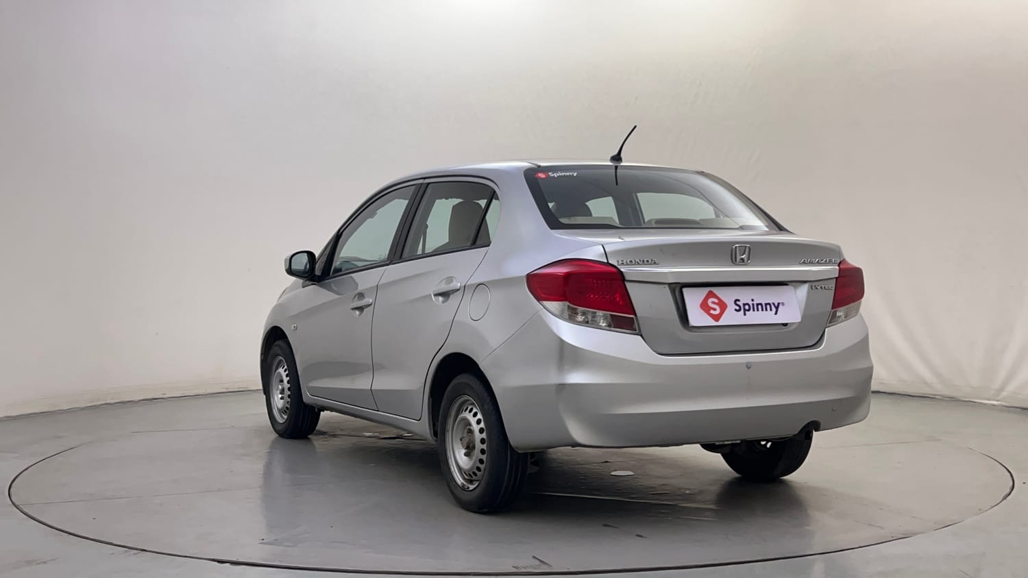 Used 2013 Honda Amaze 1.2 EX i-VTEC Petrol Manual exterior LEFT REAR CORNER VIEW