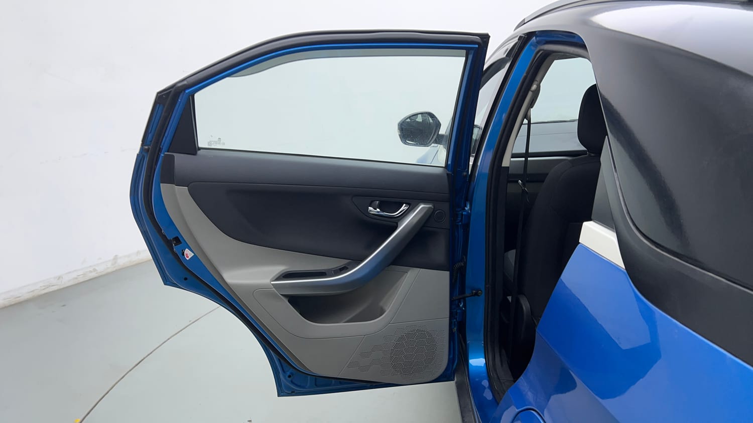 2018 Tata Nexon XZ Plus-22