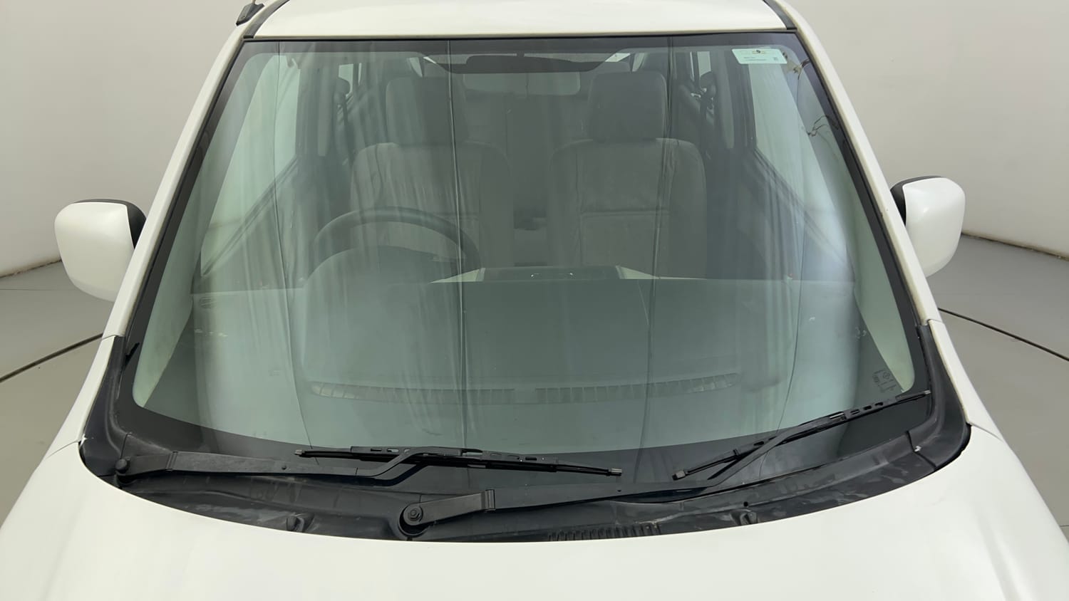 Used 2015 Maruti Suzuki Wagon R VXI Petrol Manual exterior FRONT WINDSHIELD VIEW