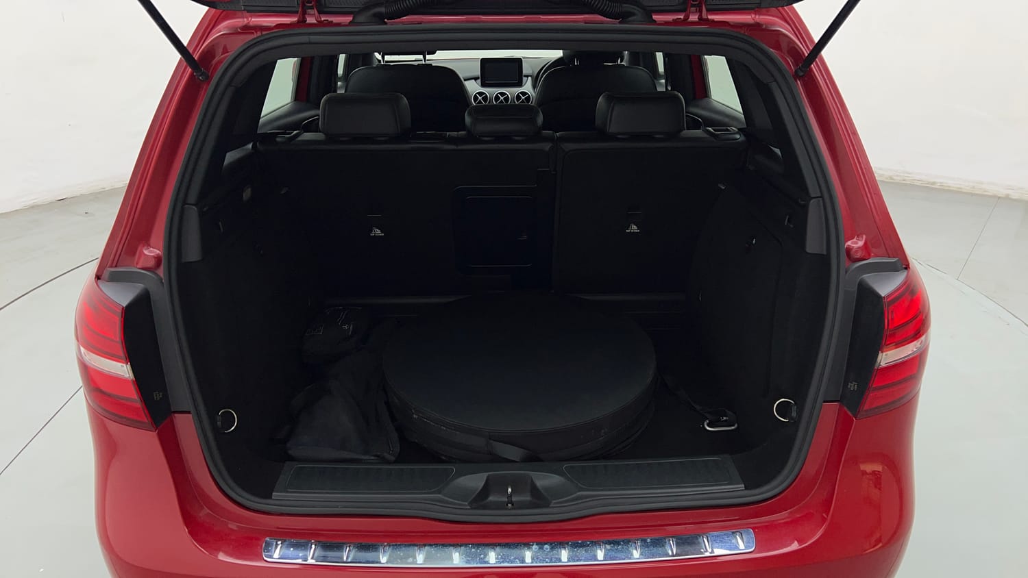 2016 Mercedes-Benz B-Class B 180 Sport-25