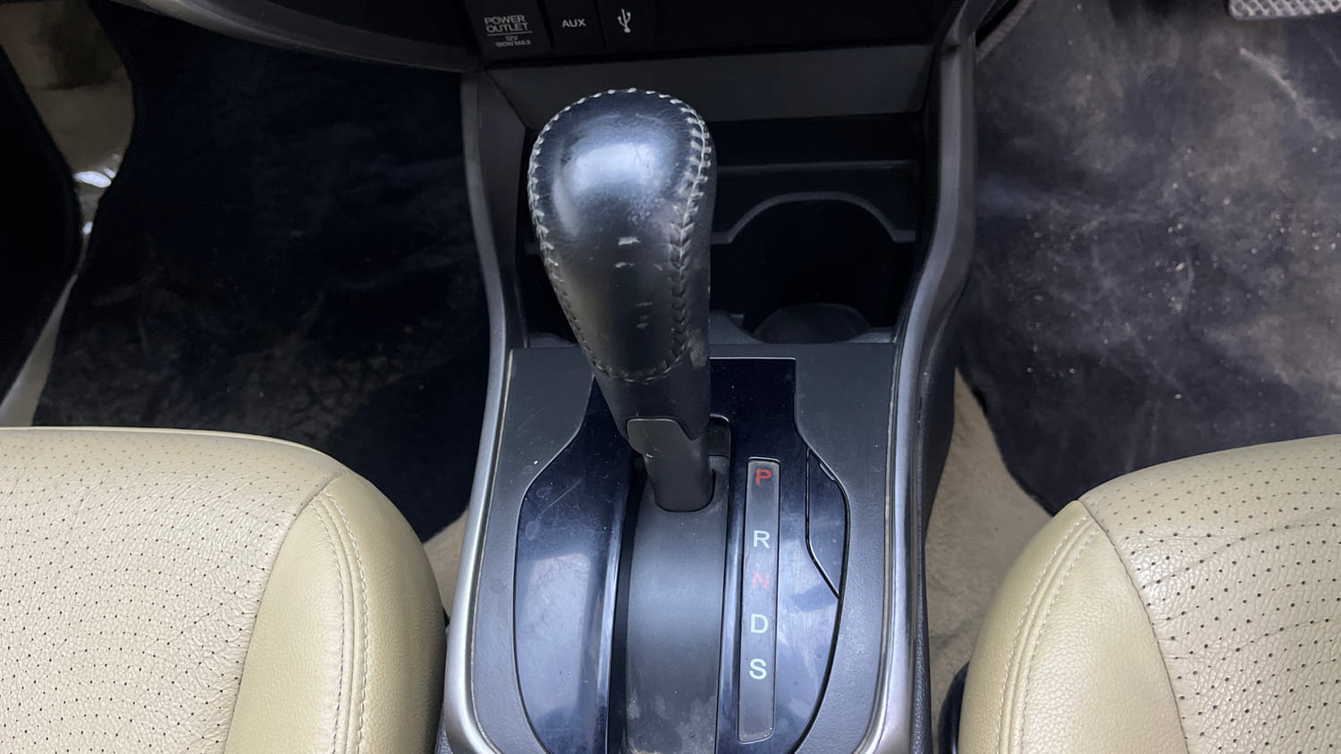 Used 2015 Honda City VX CVT Petrol Automatic interior GEAR  KNOB VIEW