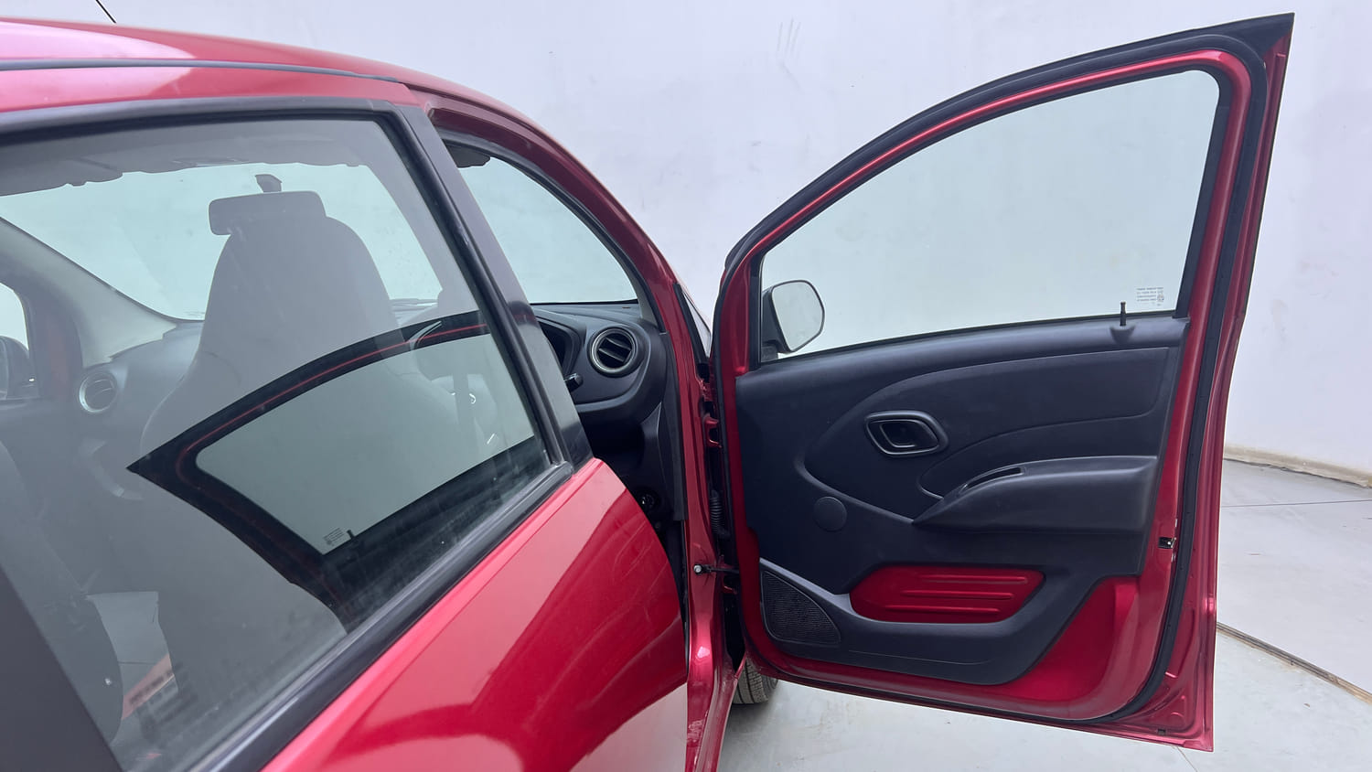 Used 2017 Datsun Redi-GO T (O) Petrol Manual interior RIGHT FRONT DOOR OPEN VIEW