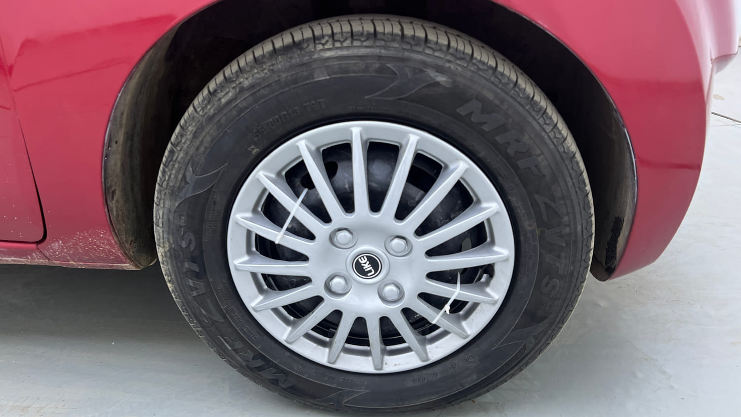 Used 2017 Datsun Redi-GO T (O) Petrol Manual tyres RIGHT FRONT TYRE RIM VIEW