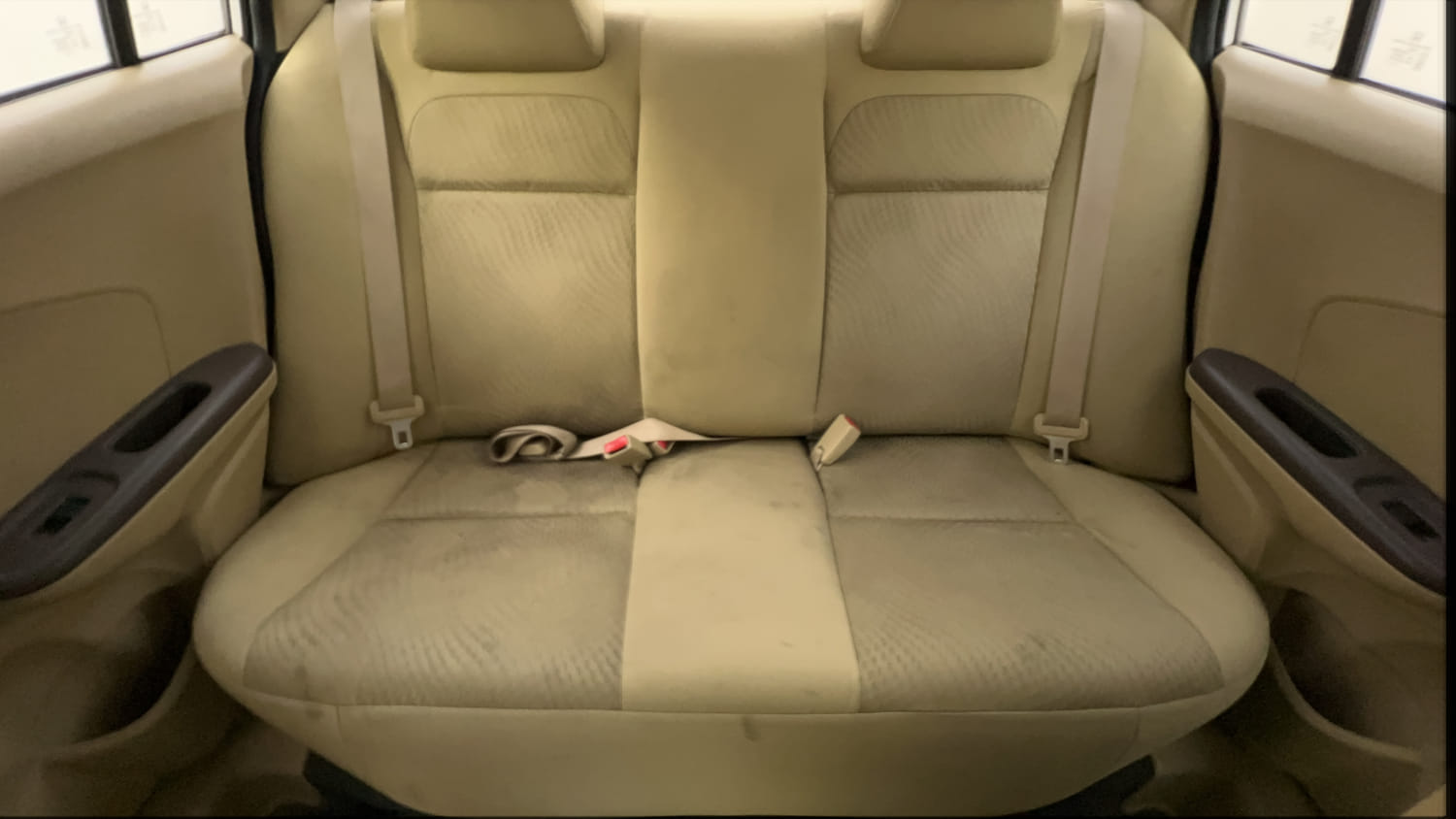 Used 2013 Honda Amaze 1.2 EX i-VTEC Petrol Manual interior REAR SEAT CONDITION VIEW