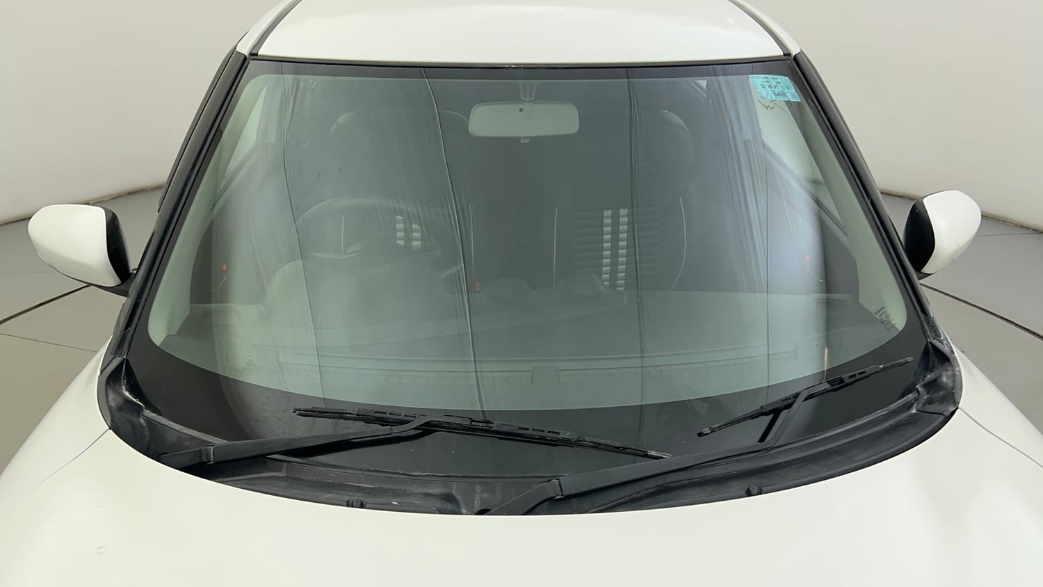 Used 2019 Maruti Suzuki Swift VXi Petrol Manual exterior FRONT WINDSHIELD VIEW