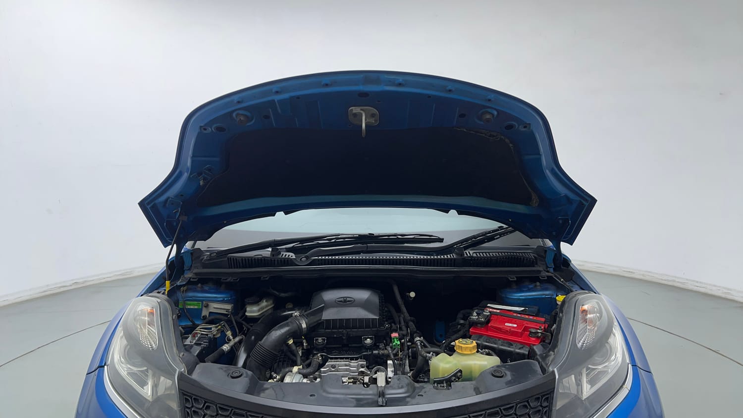 2018 Tata Nexon XZ Plus-27