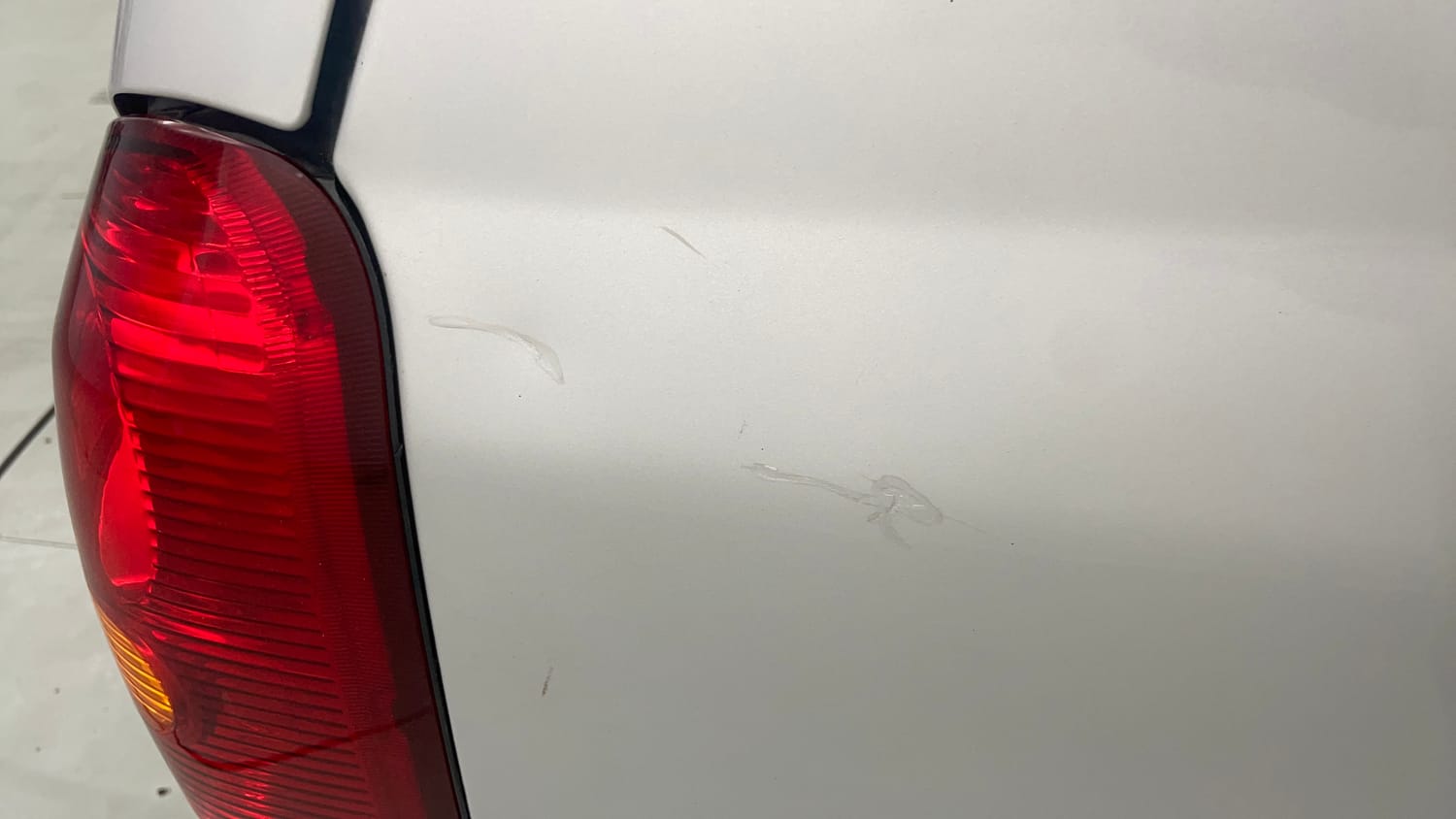 Used 2012 Maruti Suzuki Alto LXi BS-IV Petrol Manual dents MINOR DENT