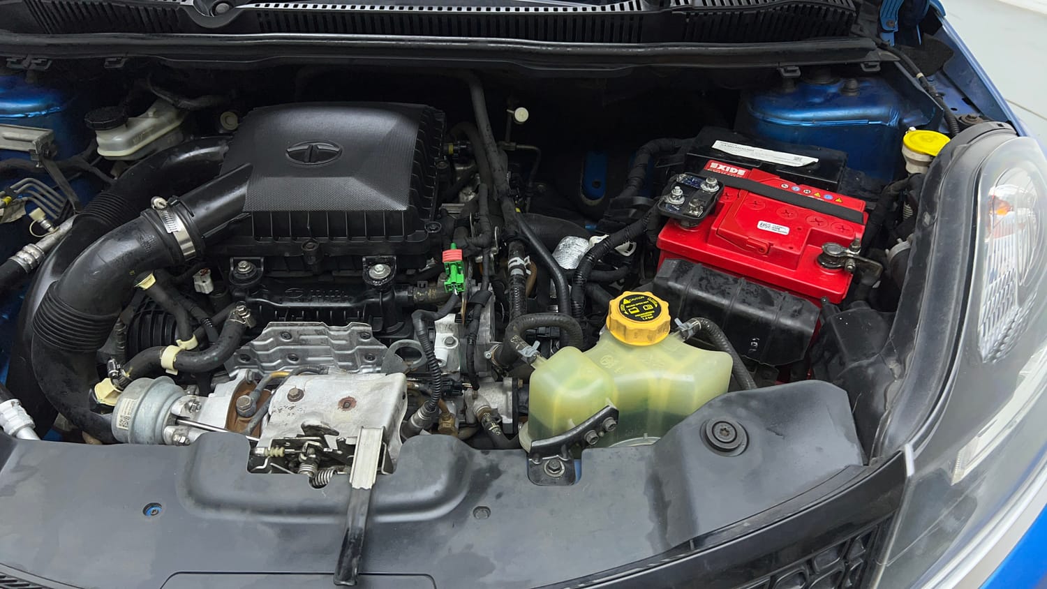 2018 Tata Nexon XZ Plus-28