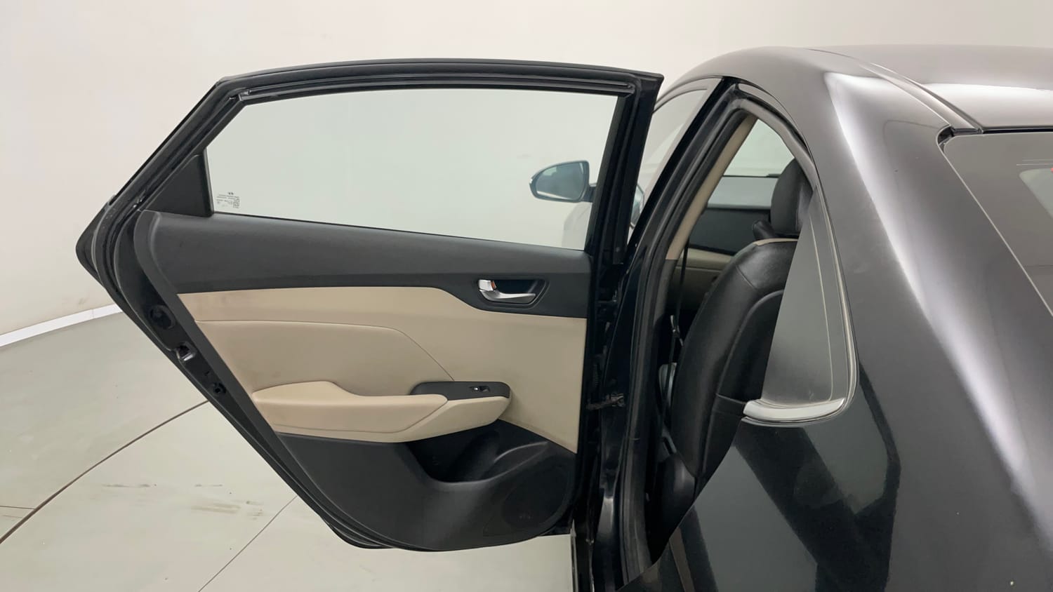 Used 2021 Hyundai Verna SX (O)1.5 MPi Petrol Manual interior LEFT REAR DOOR OPEN VIEW