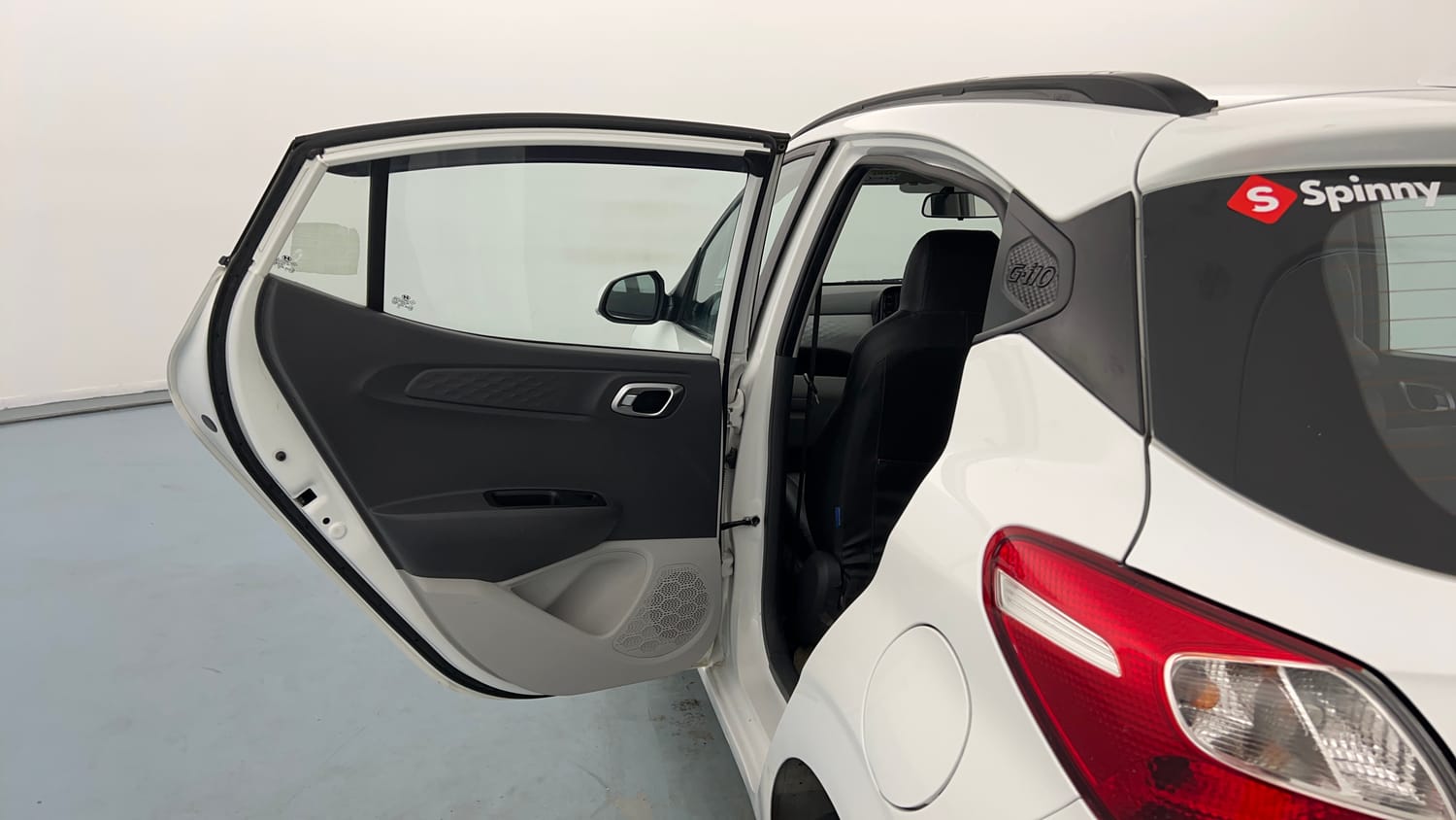 Used 2022 Hyundai Grand i10 Nios Asta 1.2 Kappa VTVT Petrol Manual interior LEFT REAR DOOR OPEN VIEW