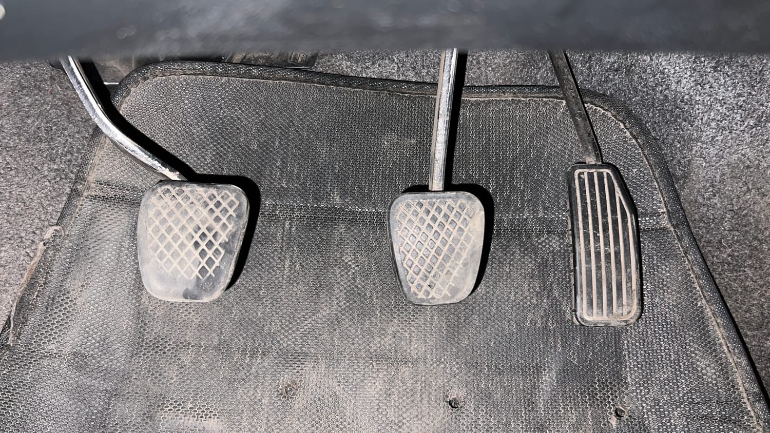 Used 2013 Honda Amaze 1.2 EX i-VTEC Petrol Manual interior PEDALS VIEW
