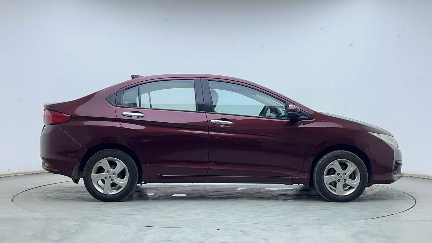 Used 2015 Honda City VX CVT Petrol Automatic exterior RIGHT SIDE VIEW